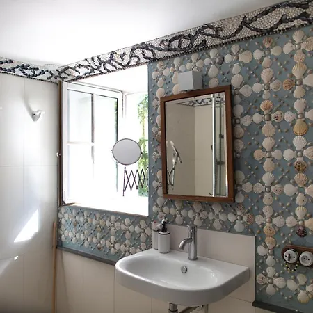 La Minoterie : Maison Atypique D'hote Et De Seminaires, 20min De La Rochelle *