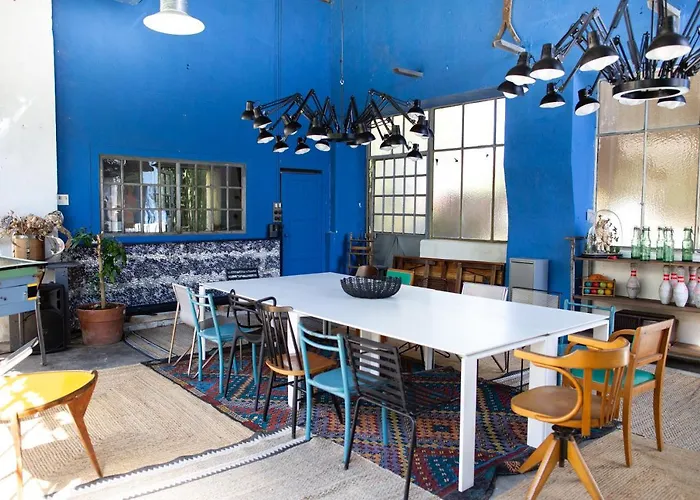 La Minoterie : Maison Atypique D'hote Et De Seminaires, 20min De La Rochelle Mauzé-sur-le-Mignon