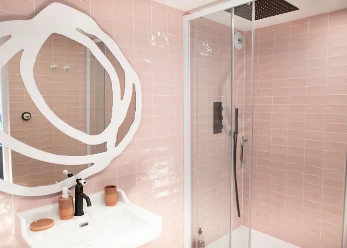 La Minoterie : Maison Atypique D'hote Et De Seminaires, 20min De La Rochelle * Mauzé-sur-le-Mignon